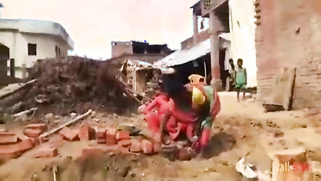 No sex but hot XXX boobs flashing from scandalous Paki stepsister | XXX Video on AllSex.XXX