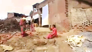 No sex but hot XXX boobs flashing from scandalous Paki stepsister | XXX Video on AllSex.XXX