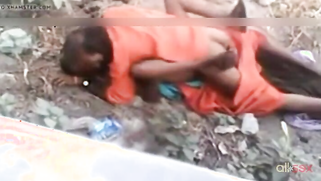 Voyeurs record Paki stepdad having sex with XXX babe on the ground | XXX Video on AllSex.XXX