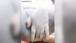 Paki whore can't live without sex and fingers her pussy in XXX vid | XXX Video on AllSex.XXX