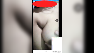 Paki webcam model wants sex so much and fingers pussy in XXX show