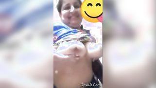 Cool sex webcam show with Paki XXX auntie revealing huge breasts | XXX Video on AllSex.XXX