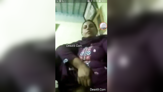 Slutty XXX auntie pulls dress up teasing with sex-hungry Paki twat | XXX Video on AllSex.XXX