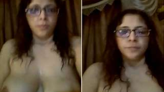 Sultry XXX hottie with glasses spreads her ready fir sex Paki twat | XXX Video on AllSex.XXX
