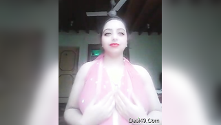 Dazzling amateur XXX model showing off her sex-hungry Paki vagina | XXX Video on AllSex.XXX