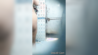 Big-assed Paki XXX wife gets ready for hot sex and takes a shower | XXX Video on AllSex.XXX