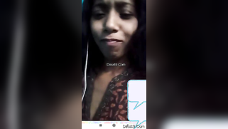 Sex-starved Paki chick shows off and squeezes big XXX tits for cam | XXX Video on AllSex.XXX