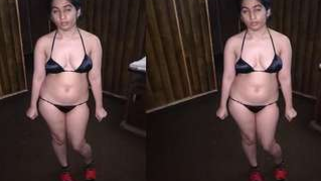 Posh Paki stepsister agrees to please horny bro with oral XXX sex | XXX Video on AllSex.XXX