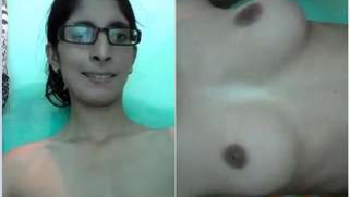 Pretty Paki MILF shows off and touches her ready for sex XXX pussy | XXX Video on AllSex.XXX