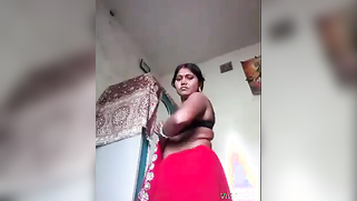 Paki XXX webcam model teases sex-hungry male with her big breasts | XXX Video on AllSex.XXX