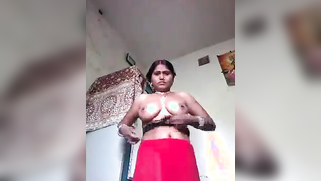 Paki XXX webcam model teases sex-hungry male with her big breasts | XXX Video on AllSex.XXX