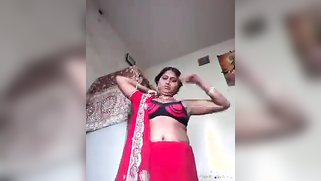 Paki XXX webcam model teases sex-hungry male with her big breasts | XXX Video on AllSex.XXX