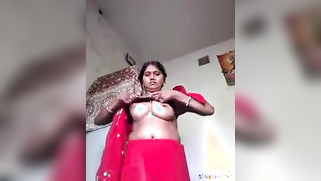 Paki XXX webcam model teases sex-hungry male with her big breasts | XXX Video on AllSex.XXX