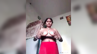 Paki XXX webcam model teases sex-hungry male with her big breasts | XXX Video on AllSex.XXX