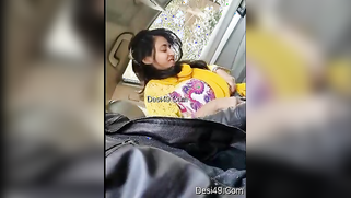 Paki girlfriend agrees to have XXX oral sex to a lover in the car