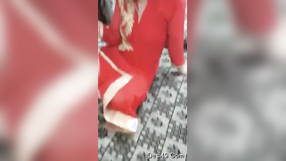 Hubby XXX records Paki wife peeing and gets her twat ready for sex | XXX Video on AllSex.XXX