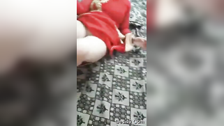 Hubby XXX records Paki wife peeing and gets her twat ready for sex | XXX Video on AllSex.XXX