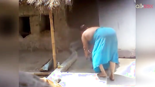 Desi slut washes clothes and flashes big boobs in outdoor XXX video | XXX Video on AllSex.XXX