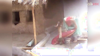 Desi slut washes clothes and flashes big boobs in outdoor XXX video | XXX Video on AllSex.XXX