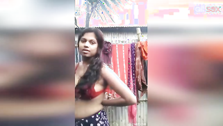 Desi babe with full lips demonstrates new red bra that perfectly fits | XXX Video on AllSex.XXX