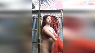 Desi babe with full lips demonstrates new red bra that perfectly fits | XXX Video on AllSex.XXX