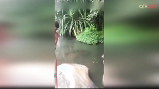 Lewd amateur Desi aunty flashing her nice big tits while bathing outdoor | XXX Video on AllSex.XXX