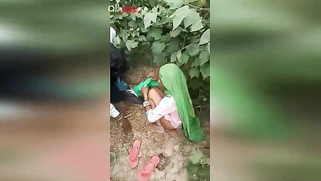 Husband caught his Desi wife cheating with lover in in field | XXX Video on AllSex.XXX