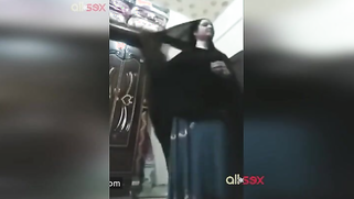 Indian MILF is nervous because of camera while getting completely nude | XXX Video on AllSex.XXX