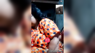 Naughty Desi mature woman broadcasts her own porn show from bedroom | XXX Video on AllSex.XXX