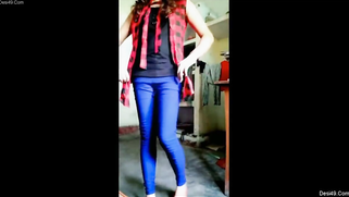 Amateur Indian model boasting about hot tits and fingers the snatch