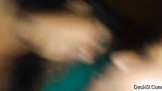 Indian girl looks hot so cameraman wants to kiss perky dark nipples | XXX Video on AllSex.XXX