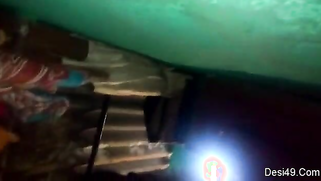 Indian girl looks hot so cameraman wants to kiss perky dark nipples | XXX Video on AllSex.XXX