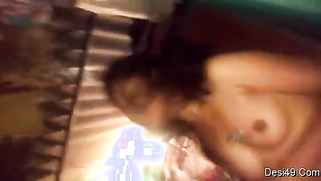 Indian girl looks hot so cameraman wants to kiss perky dark nipples | XXX Video on AllSex.XXX