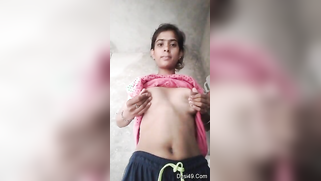 Tempting young Indian woman flaunts tits and unshaved vagina for BF | XXX Video on AllSex.XXX