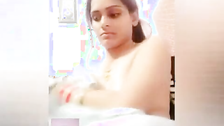 Young woman smiles on camera and changes clothes in sex video show | XXX Video on AllSex.XXX