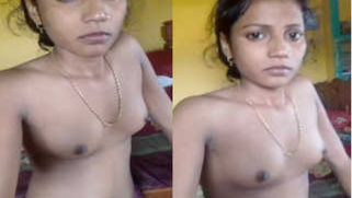 Desi love with pierced nostril is always glad to pose with no bra | XXX Video on AllSex.XXX