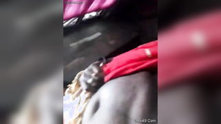 Indian whore doesn't cover body and shows it off on camera with smile | XXX Video on AllSex.XXX