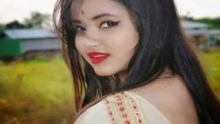 Sex model stands in front of mirror and squeezes own big natural tits | XXX Video on AllSex.XXX