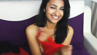 Desi beauty survives during the quarantine thanks to porn shows | XXX Video on AllSex.XXX