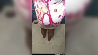 Desi housewife flashes body in amateur porn video after taking a shower | XXX Video on AllSex.XXX