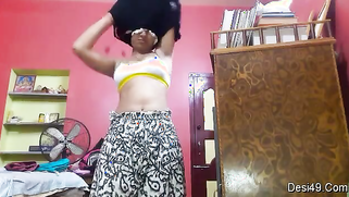 Desi college girl earns money showing private parts in porn video | XXX Video on AllSex.XXX