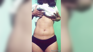 Porn video where aspiring Desi webcam model exposes tits and belly | XXX Video on AllSex.XXX