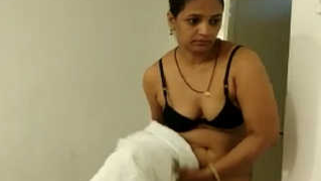 Desi woman takes a shower before taking part in porn entertainment | XXX Video on AllSex.XXX