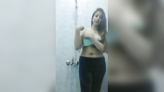 Self-isolated Desi charmer boosts men's mood by the solo porn video | XXX Video on AllSex.XXX