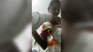 Jobless Desi woman comes to the office manager who wants a porn bonus | XXX Video on AllSex.XXX