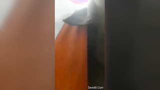 Jobless Desi woman comes to the office manager who wants a porn bonus | XXX Video on AllSex.XXX