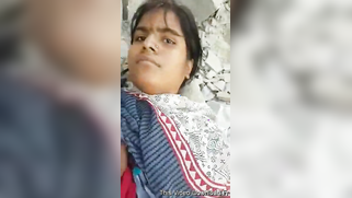 Porn video of the Desi girl with a nose piercing and raunchy boyfriend