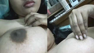 Desi lady licks nipples and not every girl can do such a porn thing | XXX Video on AllSex.XXX