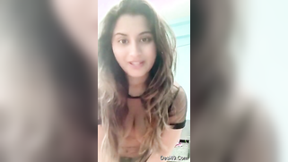 Beautiful Desi webcam model won't disappoint guys during porn show | XXX Video on AllSex.XXX