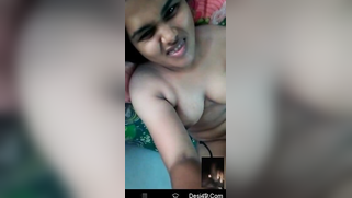 Adorable Desi college girl films a porn video at every opportunity